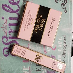 Too Faced Born this Way lip gloss